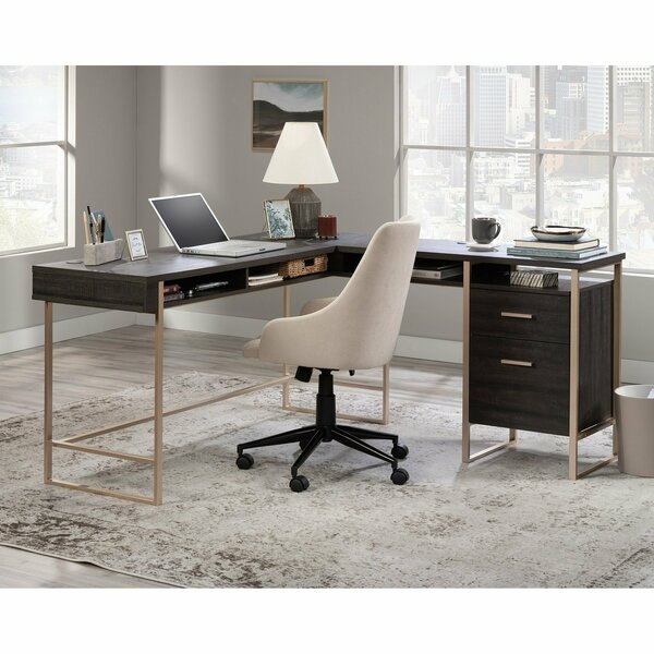 Sauder Walter Heights L-Desk Bw , Spacious work surface with room for multiple monitors, files and more 433372